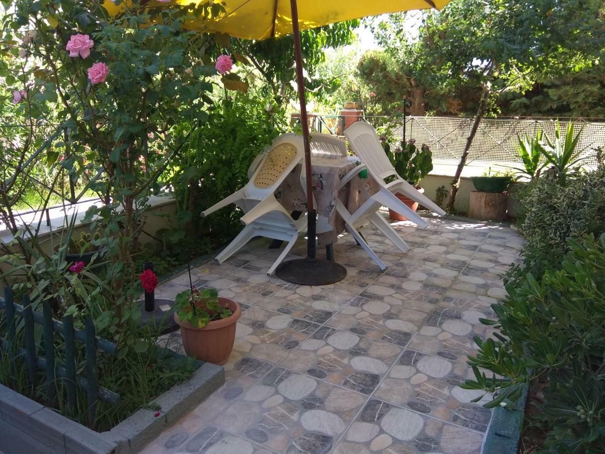 Peramos Apartments Néa Péramos Zewnętrze zdjęcie